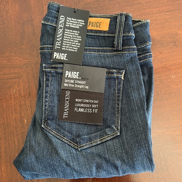 PAIGE NWT TRANSCENDED Skyline Straight Mid-Rise JEANS Size 24